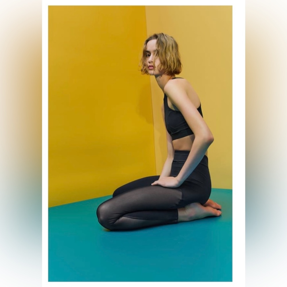 ZARA combination leggings. Tonal matching semi-sheer fabric. Color Black. Size S
